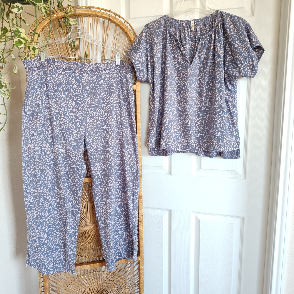 Women's Two-Piece Floral Sleep Set - Lavender Blue